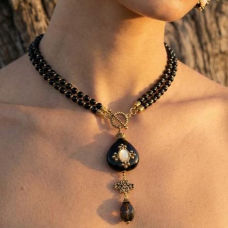 Колье, вставка: эмаль, оникс, лунный камень (кабошон), арт.:25236275175gp-b, SilverWings, рис. 1